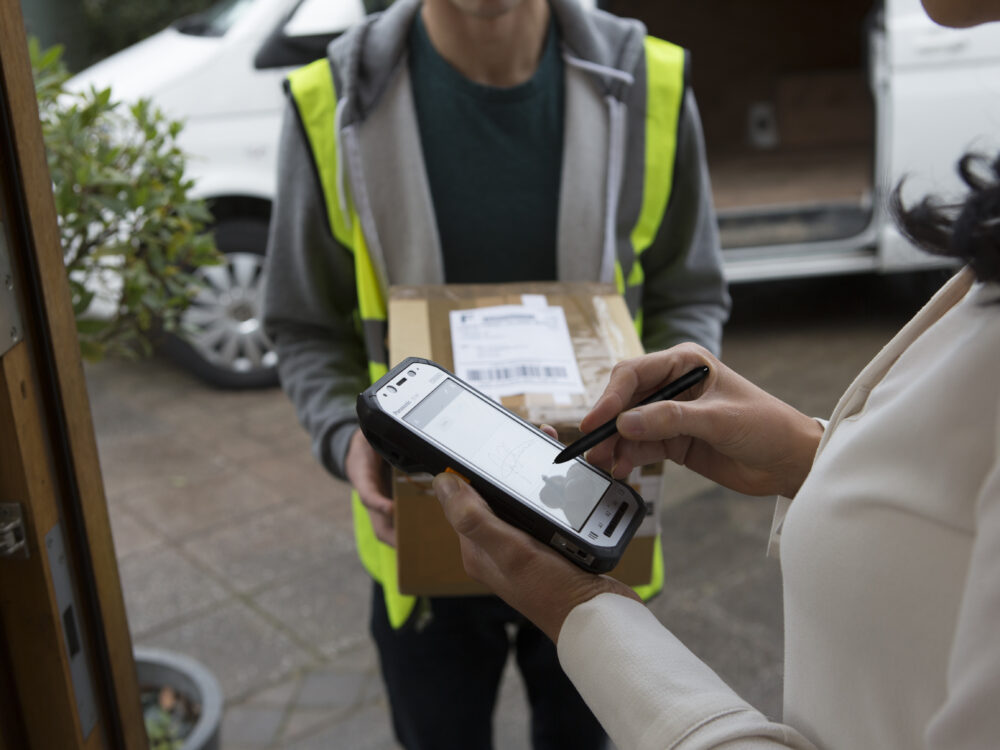 Signature numérique à la livraison via application mobile pour preuve et planification d’itinéraire